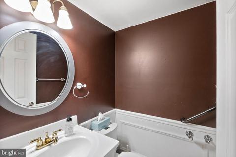 7585 Ruxton Dr, Springfield, VA 22153 photo 20