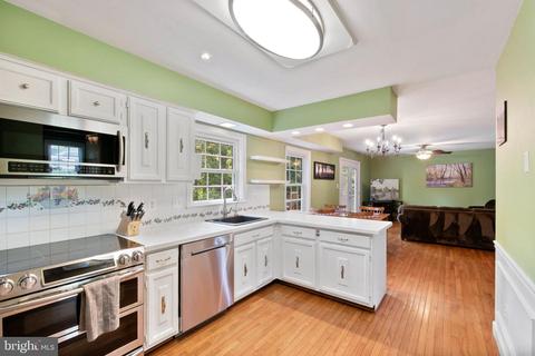 7585 Ruxton Dr, Springfield, VA 22153 photo 15