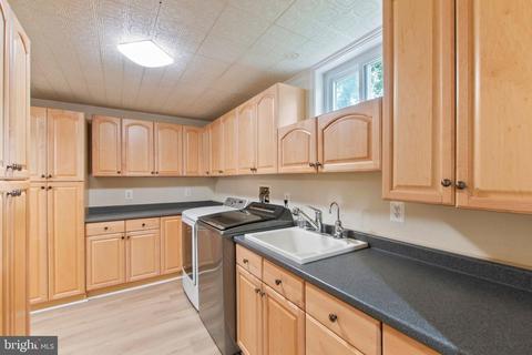 7585 Ruxton Dr, Springfield, VA 22153 photo 36