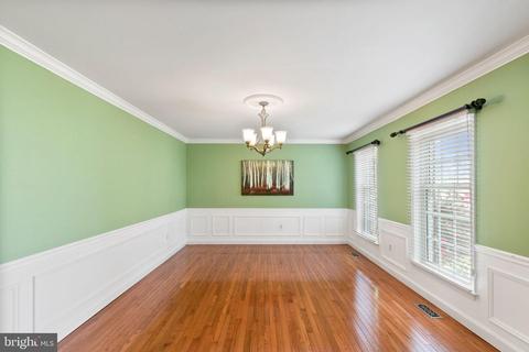 7585 Ruxton Dr, Springfield, VA 22153 photo 8