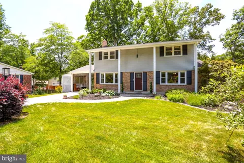 9213 Antelope Pl, Springfield, VA 22153 photo 2