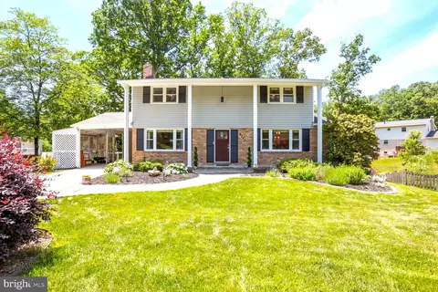 9213 Antelope Pl, Springfield, VA 22153