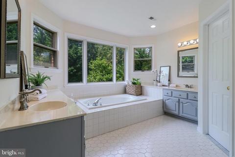 1450 Hampton Hill Cir, Mclean, VA 22101 photo 18