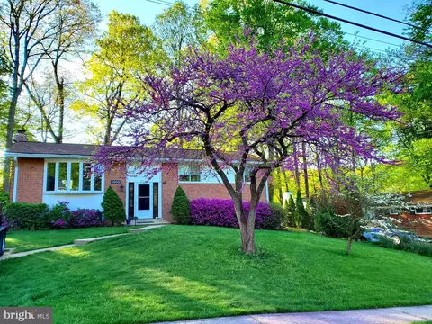 5505 Eastbourne Dr, Springfield, VA 22151