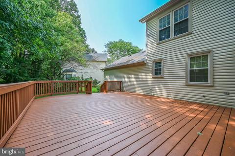 9513 Sloop Ct, Burke, VA 22015 photo 29