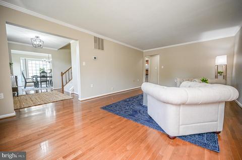 9513 Sloop Ct, Burke, VA 22015 photo 10