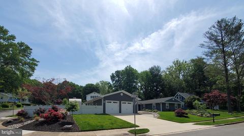4301 Markwood Ln, Fairfax, VA 22033