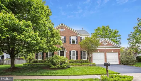 3014 Ashburton Manor Dr, Oak Hill, VA 20171