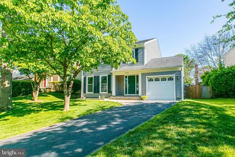7907 Old Marsh Ln, Alexandria, VA 22315