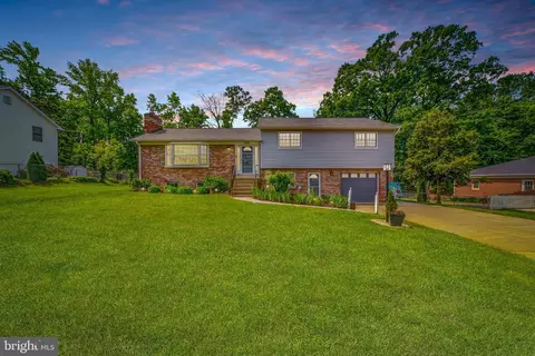4309 Laurel Rd, Alexandria, VA 22309