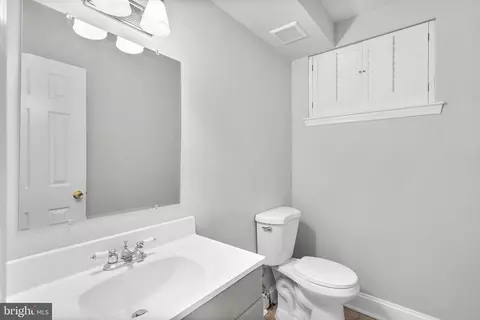 5624 Eastbourne Dr, Springfield, VA 22151 photo 15