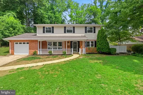 5624 Eastbourne Dr, Springfield, VA 22151