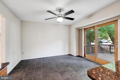 7218 Gentian Ct, Springfield, VA 22152 photo 22