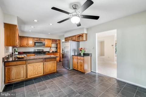 7218 Gentian Ct, Springfield, VA 22152 photo 23