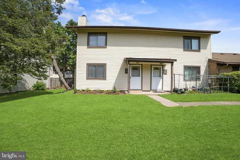 4155 Meadowland Ct #36, Chantilly, VA 20151