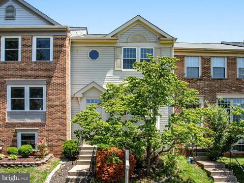 13315 Burkitts Rd, Fairfax, VA 22033