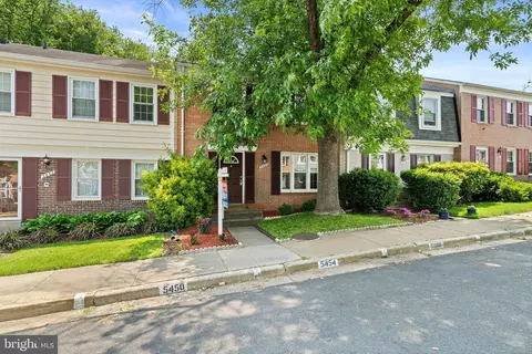 5454 Lighthouse Ln, Burke, VA 22015