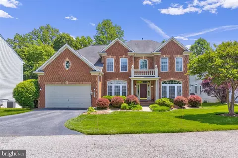 5087 Twinbrook Run Dr, Fairfax, VA 22032