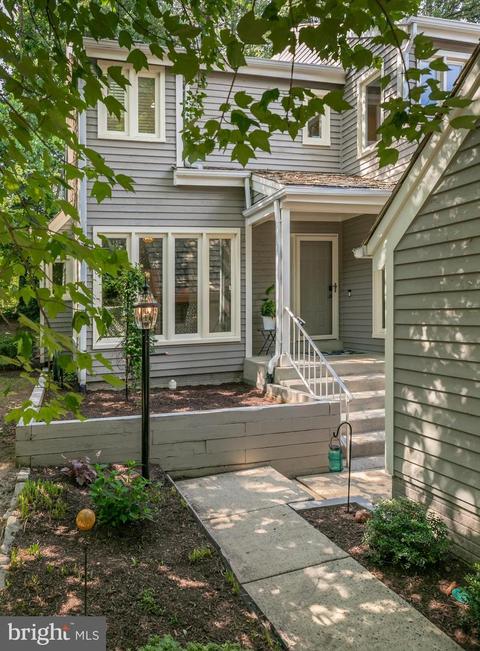 11554 Brass Lantern Ct, Reston, VA 20194