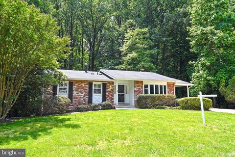 5633 Ravenel Ln, Springfield, VA 22151