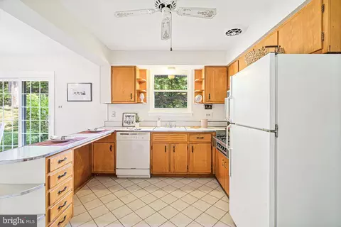 7624 Highland St, Springfield, VA 22150 photo 18