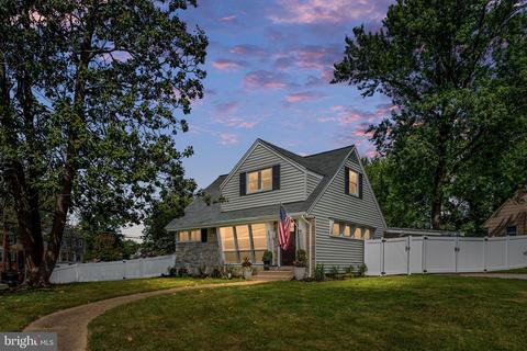6936 Columbia Dr, Alexandria, VA 22307