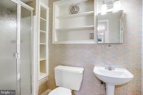 1322 Banquo Ct, Mclean, VA 22102 photo 40
