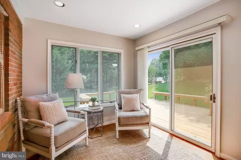 1322 Banquo Ct, Mclean, VA 22102 photo 18