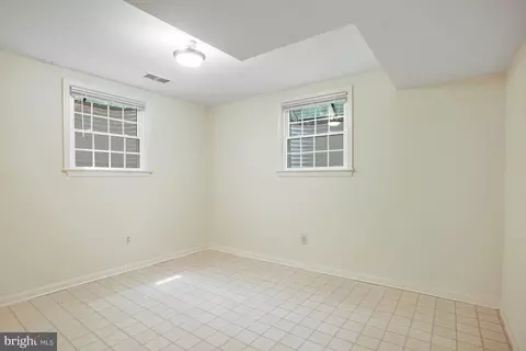1322 Banquo Ct, Mclean, VA 22102 photo 38