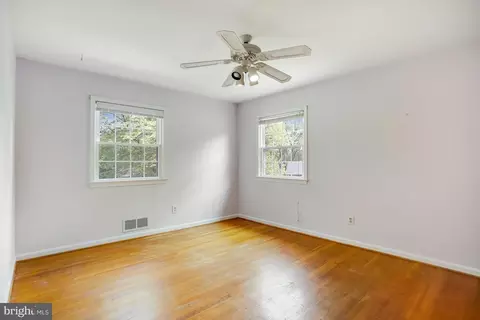 1322 Banquo Ct, Mclean, VA 22102 photo 32