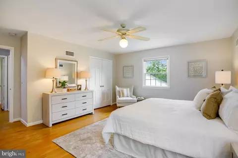 1322 Banquo Ct, Mclean, VA 22102 photo 28