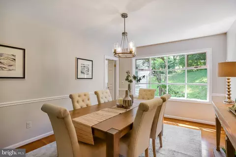 1322 Banquo Ct, Mclean, VA 22102 photo 15