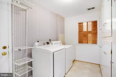 1322 Banquo Ct, Mclean, VA 22102 photo 25