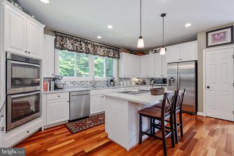 7432 Spring Summit Rd, Springfield, VA 22150 photo 10
