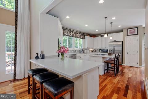 7432 Spring Summit Rd, Springfield, VA 22150 photo 9