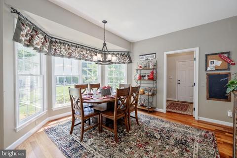 7432 Spring Summit Rd, Springfield, VA 22150 photo 13