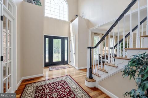 7432 Spring Summit Rd, Springfield, VA 22150 photo 3