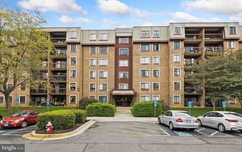 2817 Jermantown Rd #101, Oakton, VA 22124