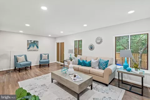 2362 Soft Wind Ct, Reston, VA 20191 photo 15