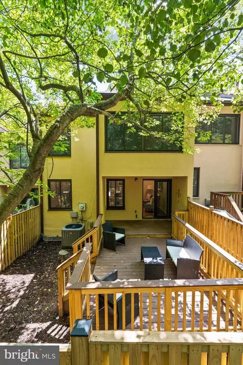 2362 Soft Wind Ct, Reston, VA 20191 photo 60