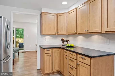 2362 Soft Wind Ct, Reston, VA 20191 photo 9