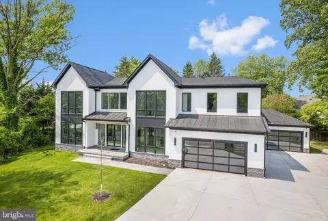 1124 Ormond Ct, Mclean, VA 22101