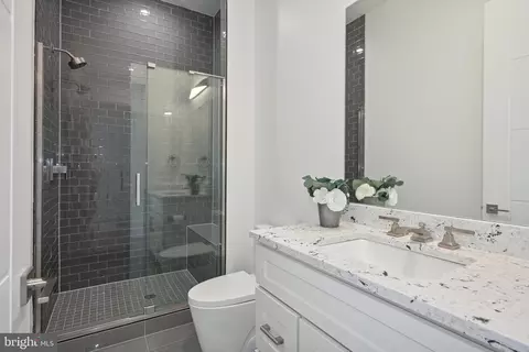 1124 Ormond Ct, Mclean, VA 22101 photo 27
