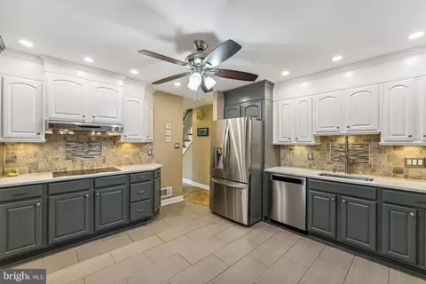 8006 Greeley Blvd, Springfield, VA 22152 photo 8