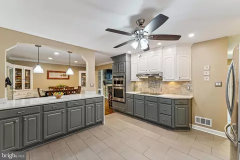 8006 Greeley Blvd, Springfield, VA 22152 photo 10