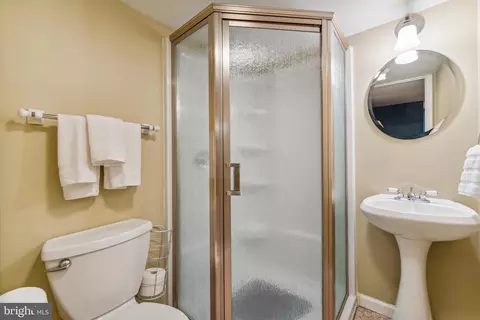 8006 Greeley Blvd, Springfield, VA 22152 photo 40