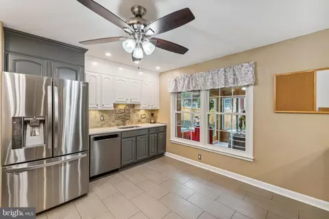 8006 Greeley Blvd, Springfield, VA 22152 photo 9