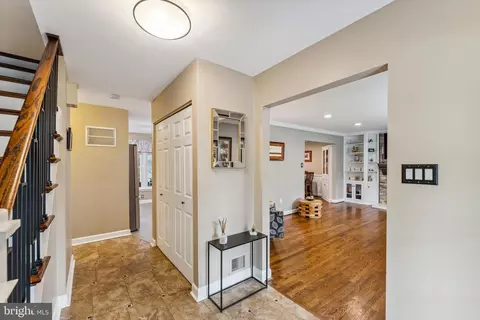 8006 Greeley Blvd, Springfield, VA 22152 photo 2