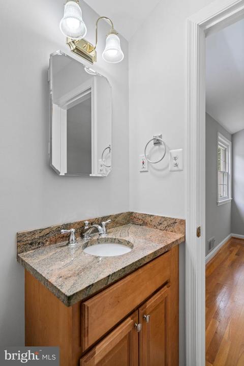 8005 Langbrook Rd, Springfield, VA 22152 photo 35