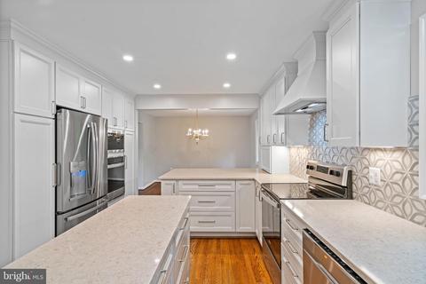 8005 Langbrook Rd, Springfield, VA 22152 photo 16